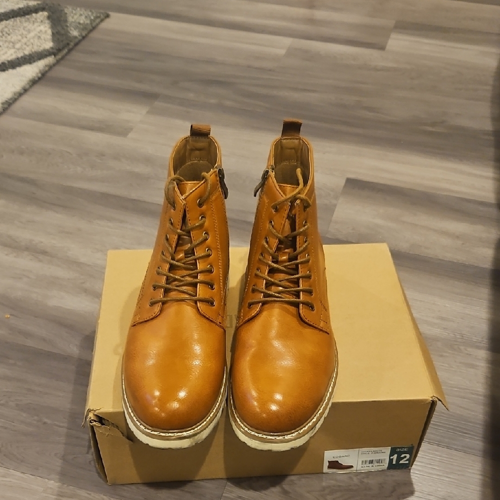 Steve Madden Men's Tan Leather Boots